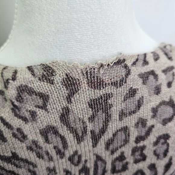 Acrobat Tan Leopard Print Silk and Cashmere Open Cardigan Size Medium - Picture 8 of 10